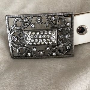 Rhinestone belt buckle